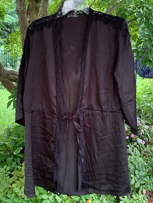 Source Unknown Avidlove, black silky lace robe M thumbnail 1