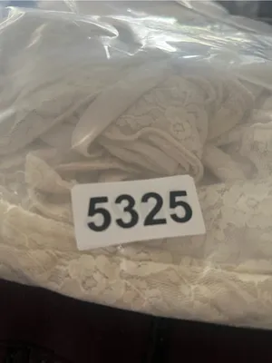 Old Navy Ivory White Lace Cami Top Medium Dainty Bridal Ethereal Romantic thumbnail 8