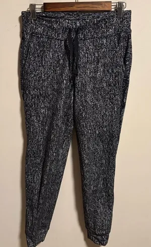 Lululemon Ready To Rulu Pant Running Luon Suited Jacquard Black White- Size 6 thumbnail 1