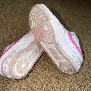 Women’s Nike Gamma Force Playful Pink Size 8 thumbnail 7
