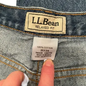 L L Bean Relaxed Fit Mens Jeans 35x34 thumbnail 5