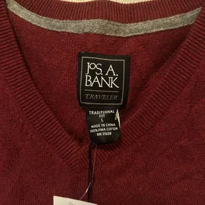 NWT Jos. A. Bank Men’s Large Sleeveless Vest- Deep Burgundy thumbnail 4