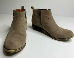 Lucky Brand tan betwixt suede‎ booties size 8 thumbnail 1