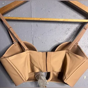 SKIMS Deep Plunge Shapewear Bra, Size XXSMALL NWOT thumbnail 3