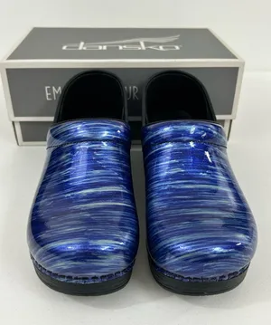 Dansko Professional Patent Blue Water Clogs Size 40 or US 9.5-10 thumbnail 1