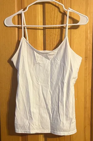 GAP White Tank Top Women’s Size M thumbnail 1