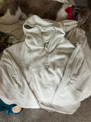 Lululemon Quarter-Zip Pullover thumbnail 1