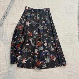 Shelanna juniors large floral faux leather a line midi skirt SK 3525 thumbnail 8