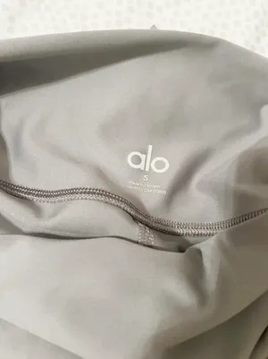 Grey Alo Yoga Leggings thumbnail 2