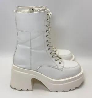 Women's Unbranded White Platform Boots Size 8.5 thumbnail 1