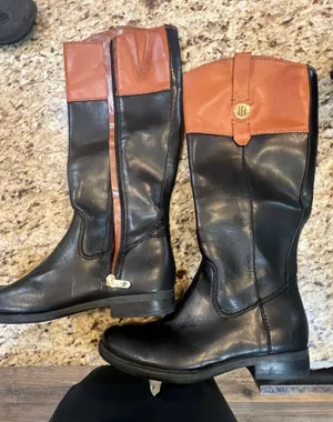 Tommy Hilfiger Boots thumbnail 1