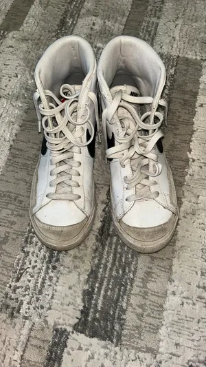 Nike Blazer Mid 77 Shoes thumbnail 3