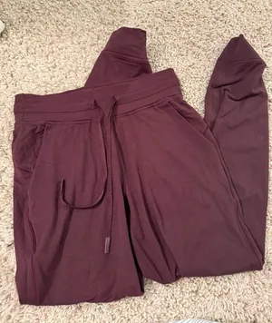 Lululemon Joggers thumbnail 1