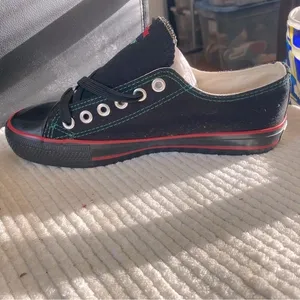 NEW🎉 African Pride Canvas Sneakers with Red & Green Accents Size 40/9 US thumbnail 8
