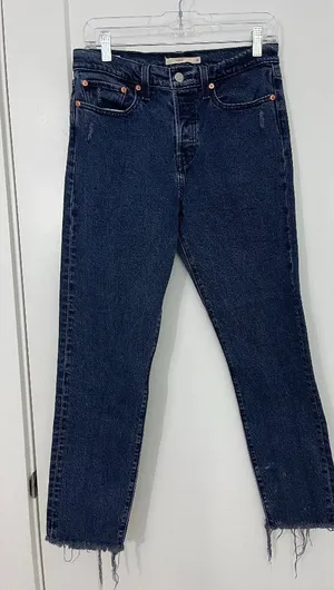 Levi's Size 28 Wedgie High Rise Ankle Jeans Dark Wash Raw Hem thumbnail 1