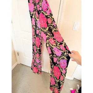 Free People Jumpsuit Womens Small Black Floral‎ Smocked Wide Leg Ruffle Strap thumbnail 5