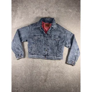 Levi's Women's A6060-0002 Quilted Lined Denim Trucker Jacket Acid Wash Blue S thumbnail 2