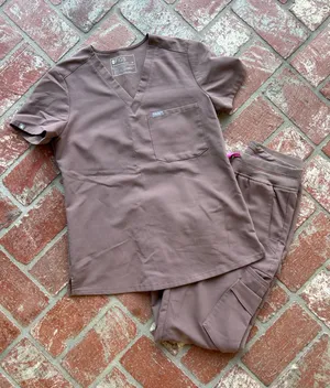 Figs Scrub Set Size XS/XS Petite!  thumbnail 1