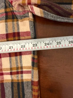 Men’s plaid large button up shirt Multiple thumbnail 4