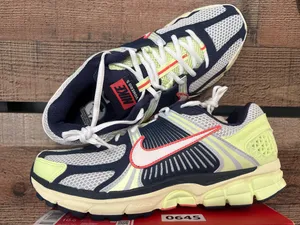 Nike Vermero 5  thumbnail 2
