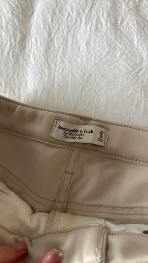 Abercrombie Leather Trim 90s Straight Ultra High Raise Jeans thumbnail 4
