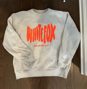 NWOT White Fox Boutique Crewneck Sweatshirt Size S/M thumbnail 1