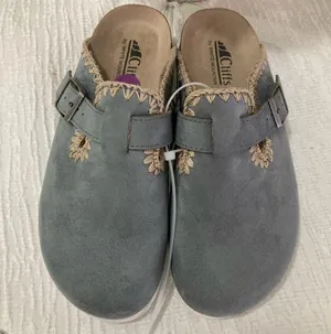 Cliffs by WHITE MOUNTAIN Charcoal Suede Clogs thumbnail 1
