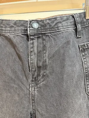 We The Free People Izzy Flare Leg Raw Fray Hem Jeans Black Patch Pockets SZ 28 thumbnail 5