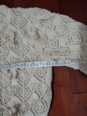 Zara Cream Crochet 3D Floral Cropped Cardigan Size Small thumbnail 6