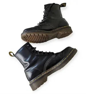 Dr. Martens Black 1460 Size 6 Smooth Leather Lace Up Boots Grunge Punk thumbnail 8