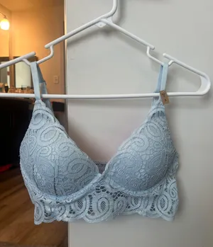 PINK Victoria’s Secret Bralette thumbnail 1