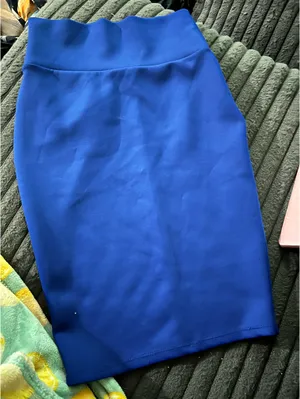 Silhouette NYC blue pencil skirt thumbnail 1