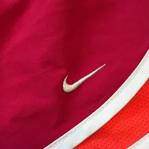 Nike Dri-FIT Tempo Running Shorts Womens Small Burgundy Orange‎ Athletic Gym thumbnail 3
