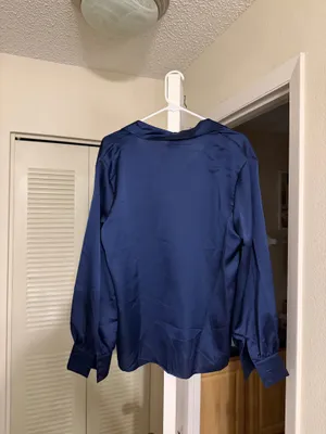 Blue bottom up long sleeve Size L thumbnail 2