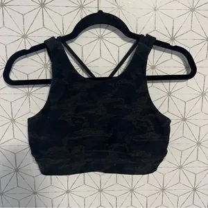 (2) Bundle Vuori Strappy Back Sports Bras thumbnail 2