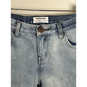 One Teaspoon Awesome Baggies Women 26 Light Wash Distressed Relaxed Jeans thumbnail 3