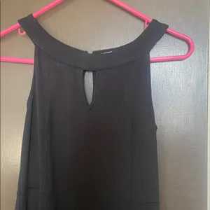 Elegant Black Sleeveless Dress thumbnail 2