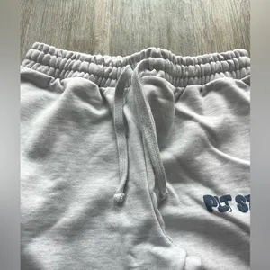 Pretty Little Thing NWT ASH GREY THICK OVERSIZED JOGGERS M thumbnail 3