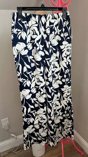 A New Day Navy and White Floral Wide-Leg Silky Pants thumbnail 1