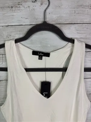 Lulu's Cream V-Neck Cropped Tank thumbnail 2