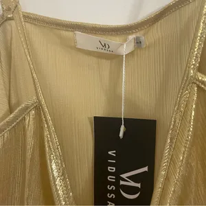 NWT VIDUSSA Womens Tank Tops V Neck Sparkle Cami Top | Size: Large thumbnail 4