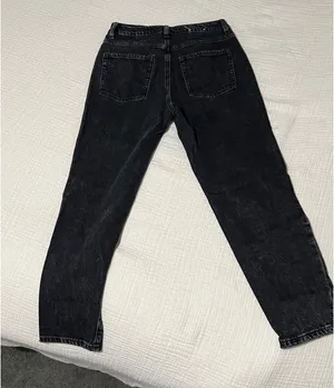 Garage Mom Jeans thumbnail 2