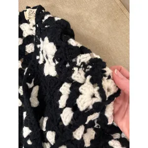 Elan Kylee Macrame Crochet Cropped Cardigan in Black/White, S thumbnail 11