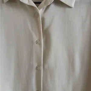 Uniqlo Off-White Button Down Shirt thumbnail 2