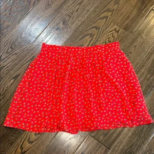 Old Navy Red floral Pleated Skater Mini Skirt size medium thumbnail 3