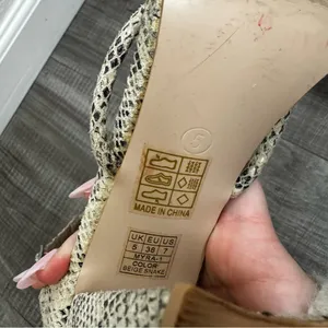 Simmi London Myra Snake Block Heeled Sandals in Beige Snake Size 7 thumbnail 8