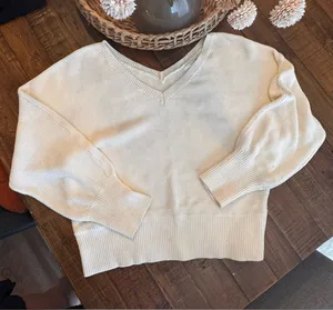 Anthropologie Cream V-Neck Textured Knit Sweater‎ thumbnail 1