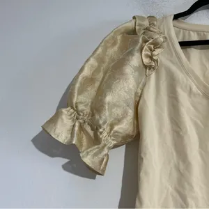 Anthropologie Short Sleeve Brocade Embossed Ruffle Tee Large Office Work Boho thumbnail 3