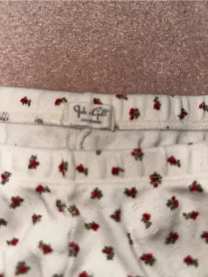 Brandy Melville John Galt White Emery Floral Pointelle Lounge Shorts thumbnail 7