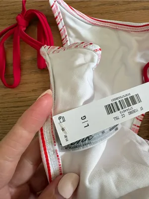 Frankie’s Bikinis set thumbnail 4